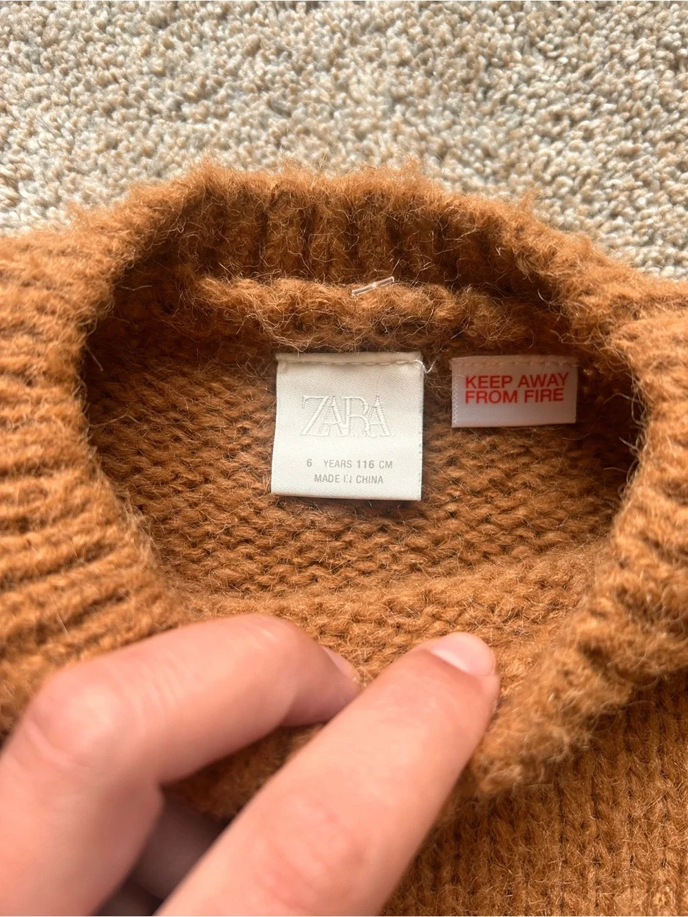 Zara kids size 6 Rust Brown Fuzzy Crewneck Sweater with White Floral Appliqués